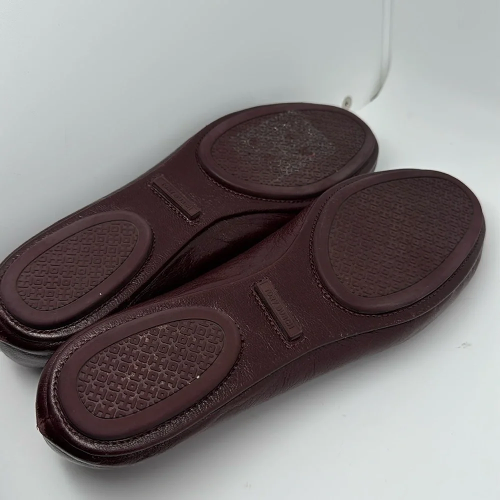 Tory Burch Minnie Travel Leather Plum Burgundy Ballet Flats Slip on Size 7 - NEW
